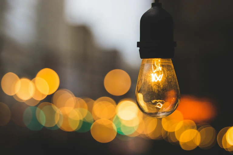  — © © alex Iby  unsplash